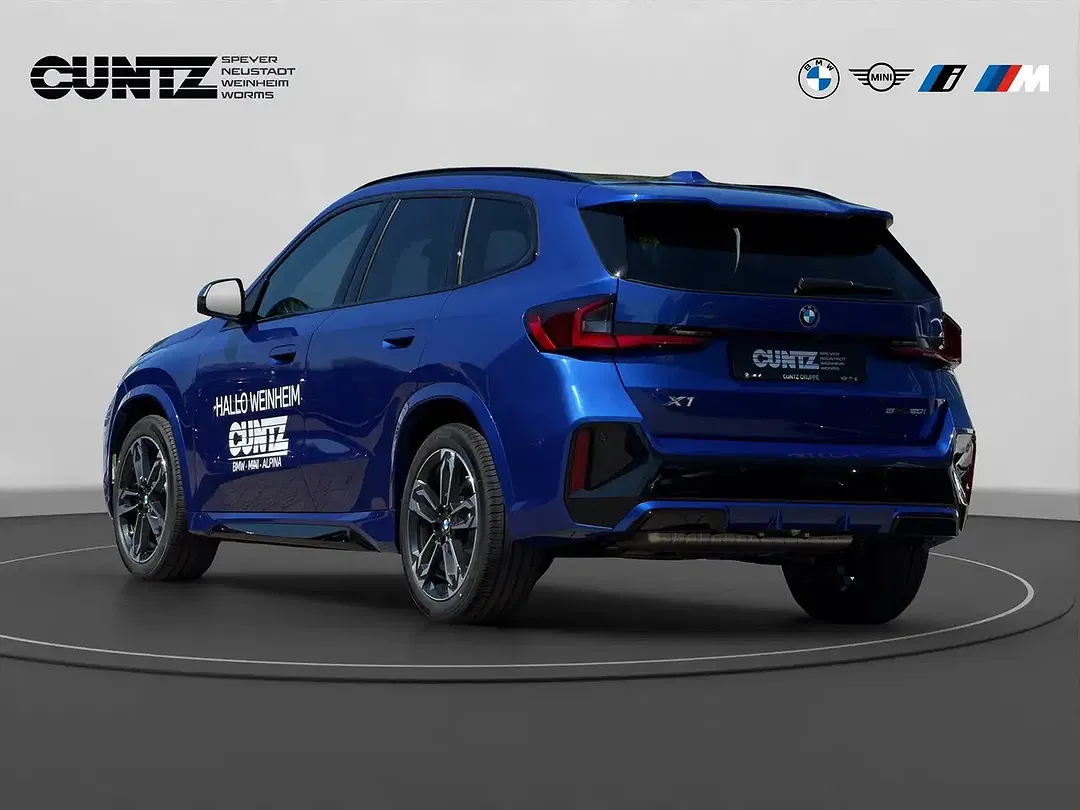 BMW X1 - Thumbnail 7