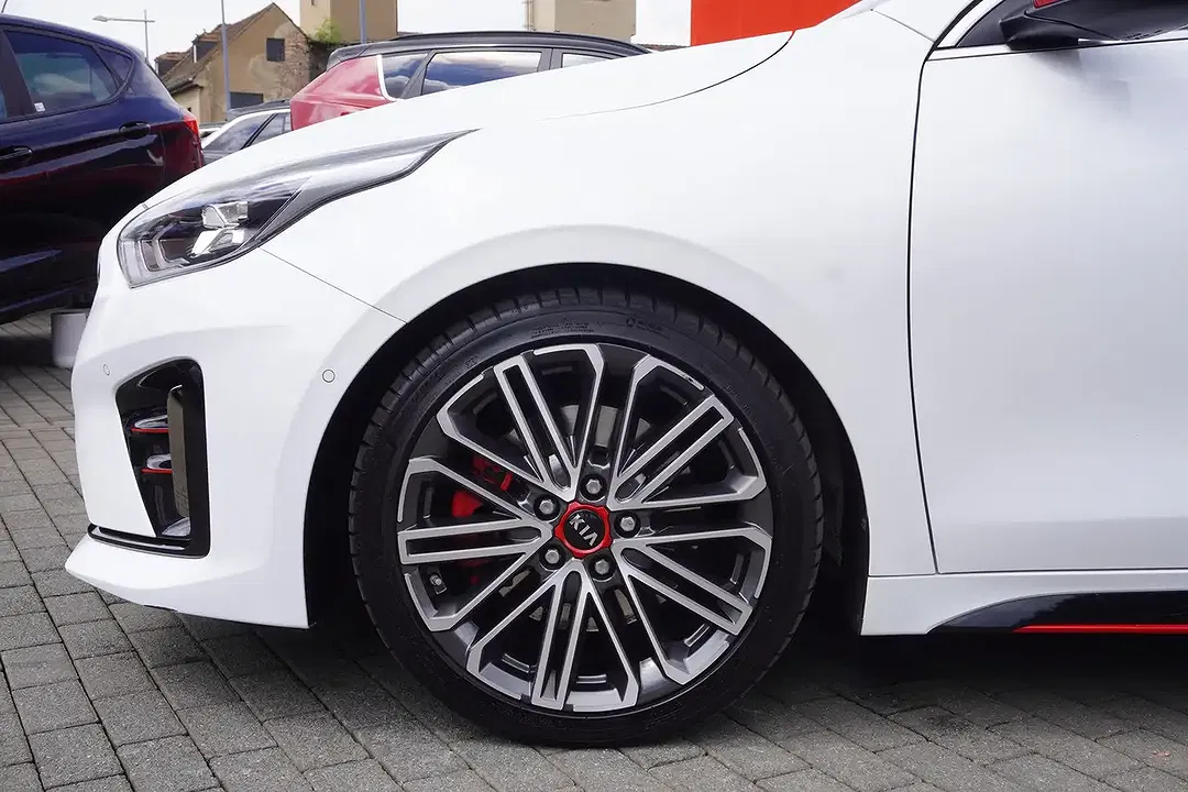 Kia ProCeed / pro_cee'd - Thumbnail 9