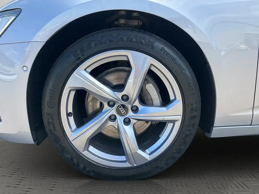 Audi A6 - Thumbnail 3