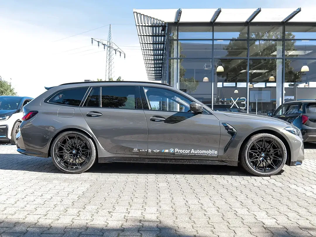 BMW M3 - Thumbnail 10