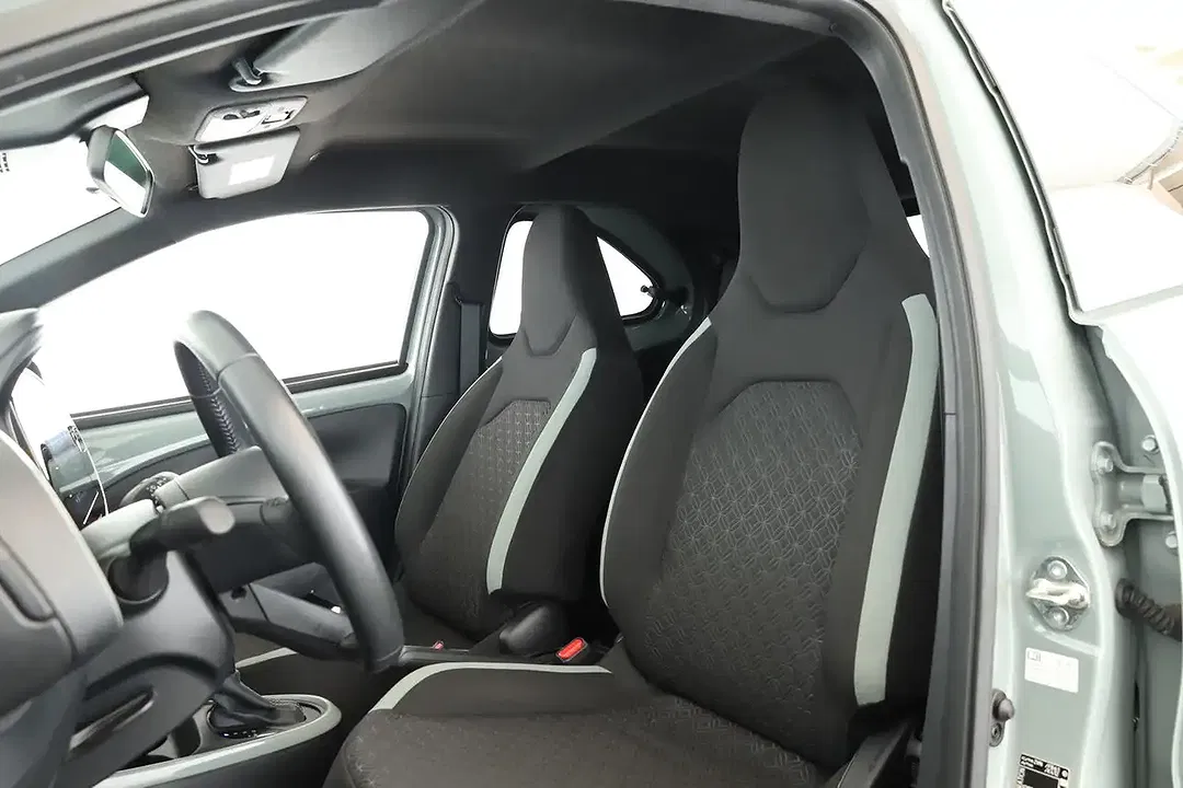 Toyota Aygo X - Thumbnail 9
