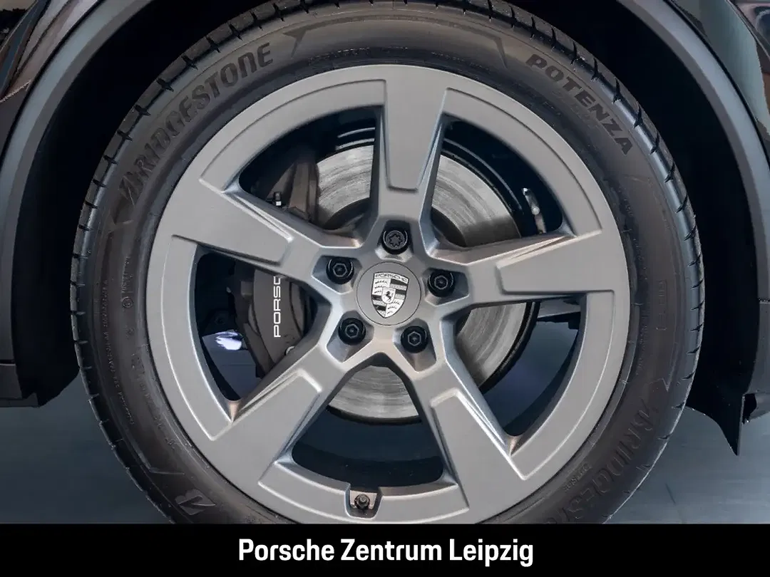 Porsche Macan - Thumbnail 10