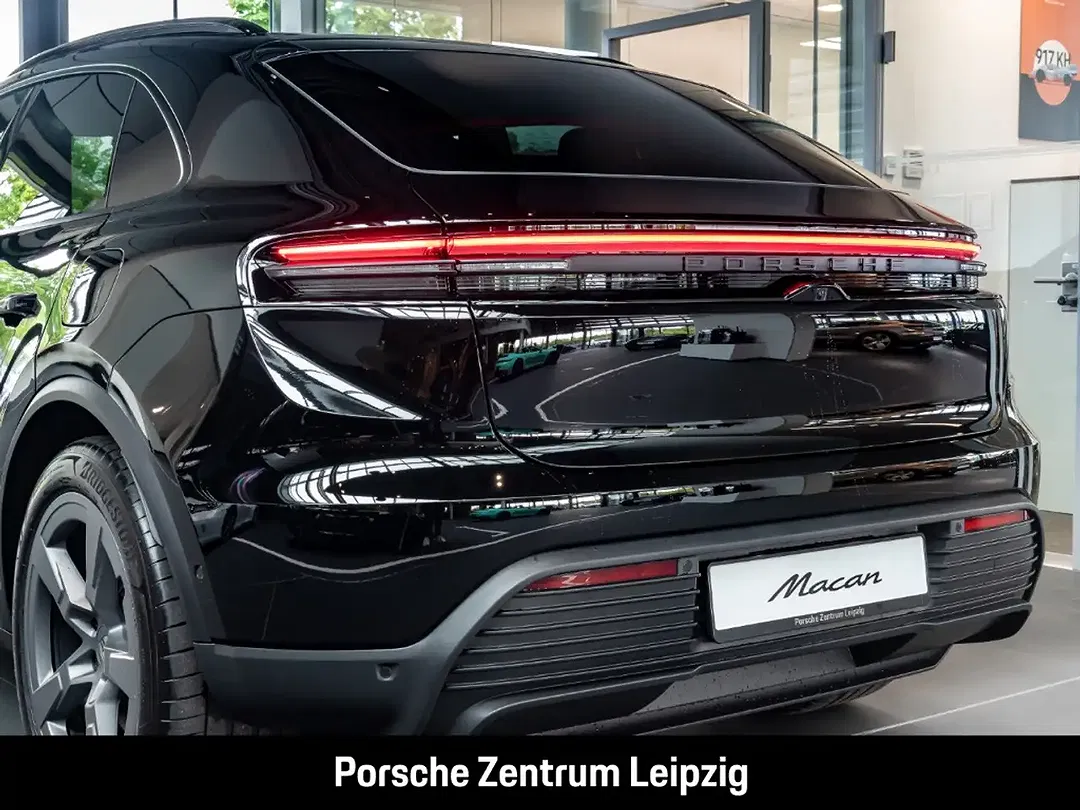Porsche Macan - Thumbnail 13