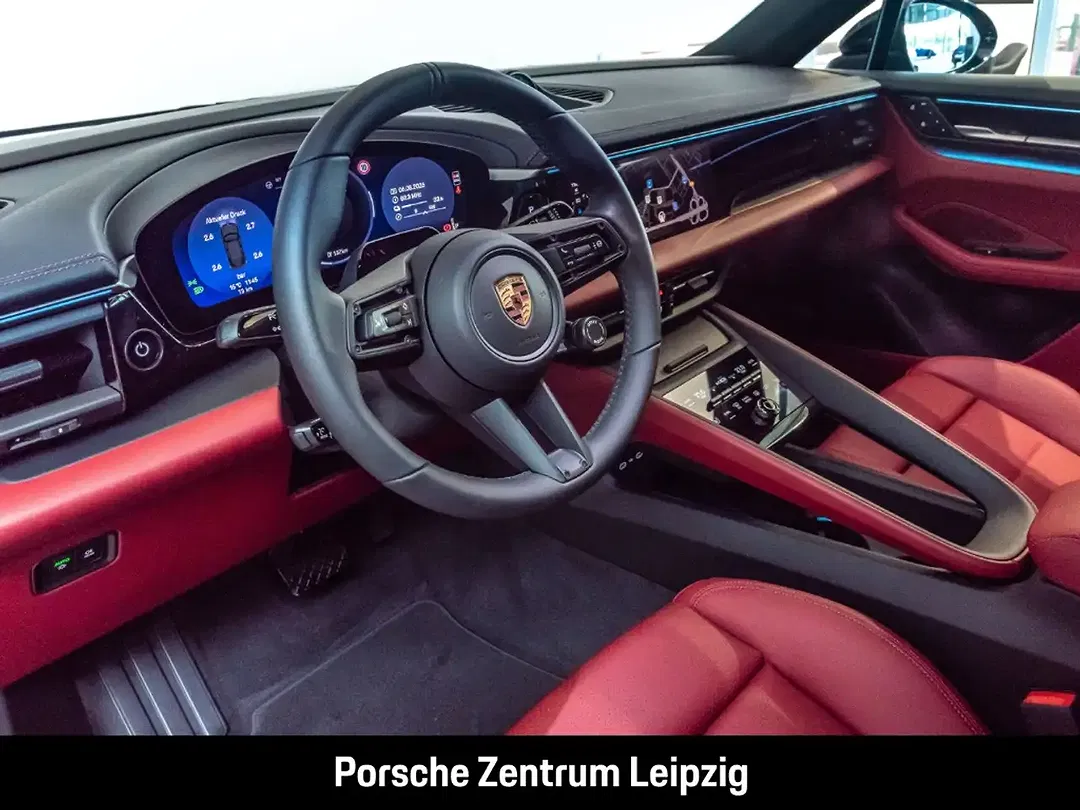 Porsche Macan - Thumbnail 15