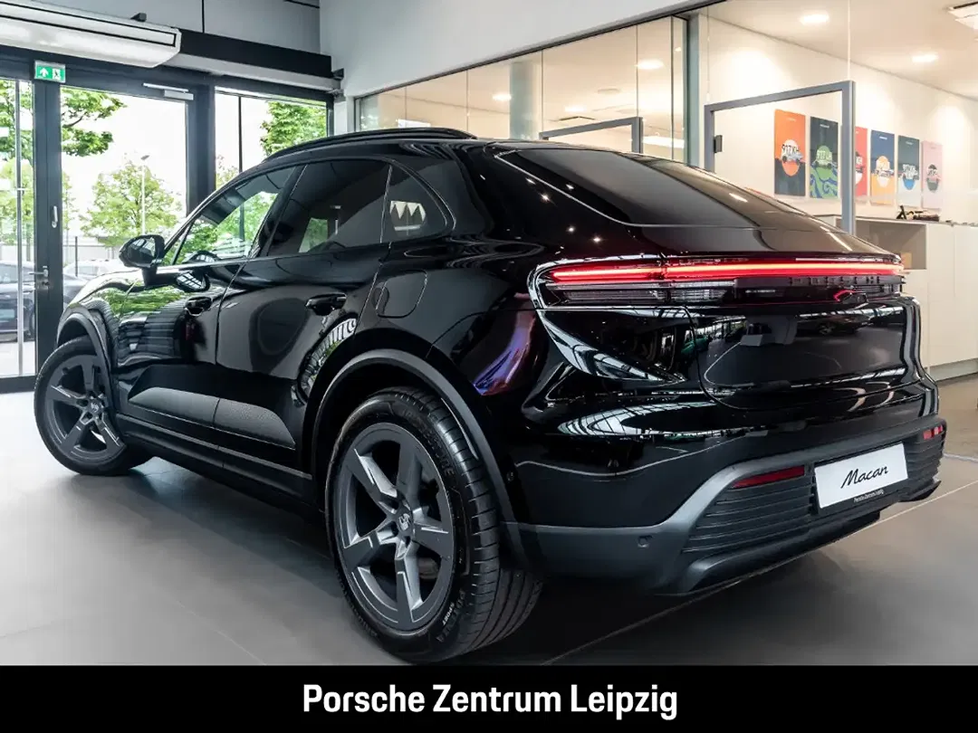 Porsche Macan - Thumbnail 3