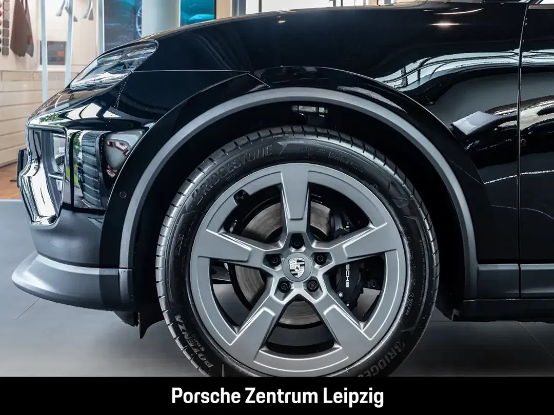 Porsche Macan - Thumbnail 7