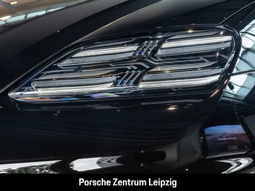 Porsche Macan - Thumbnail 9