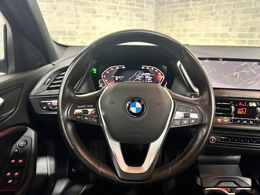BMW 118 - Thumbnail 11