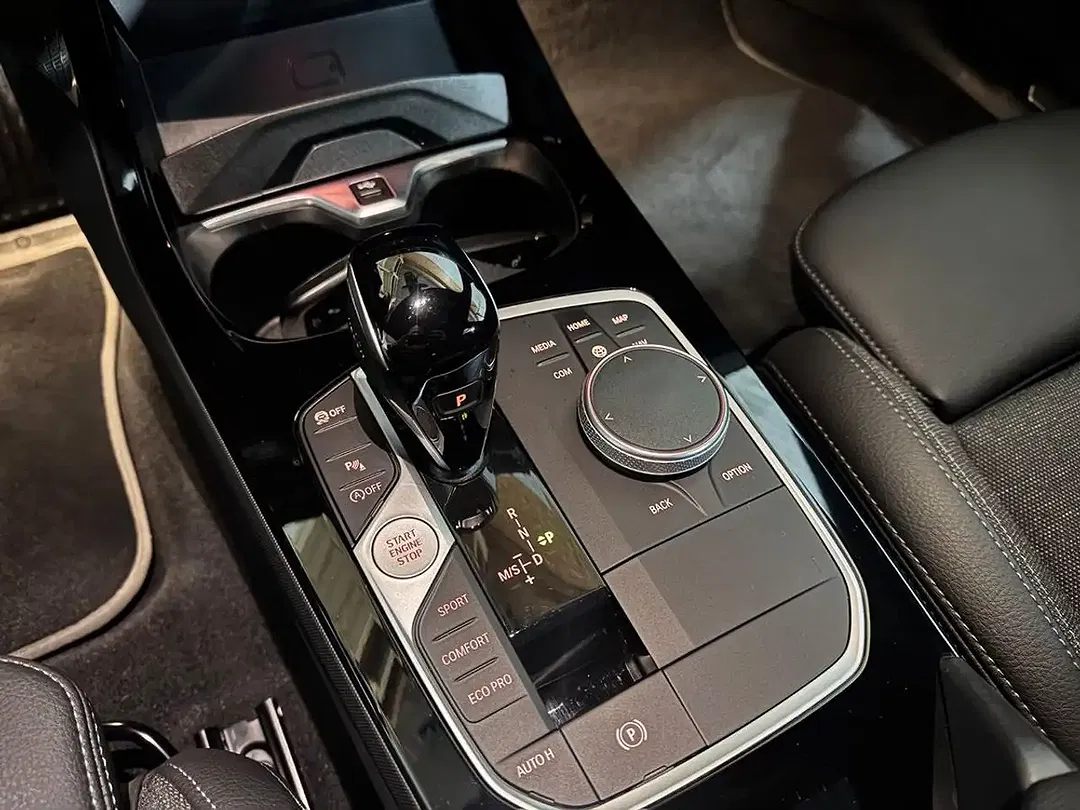 BMW 118 - Thumbnail 12