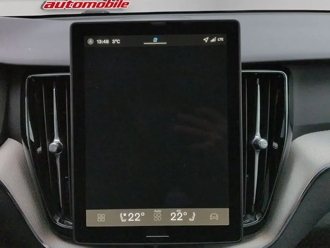 Volvo XC60 - Thumbnail 12