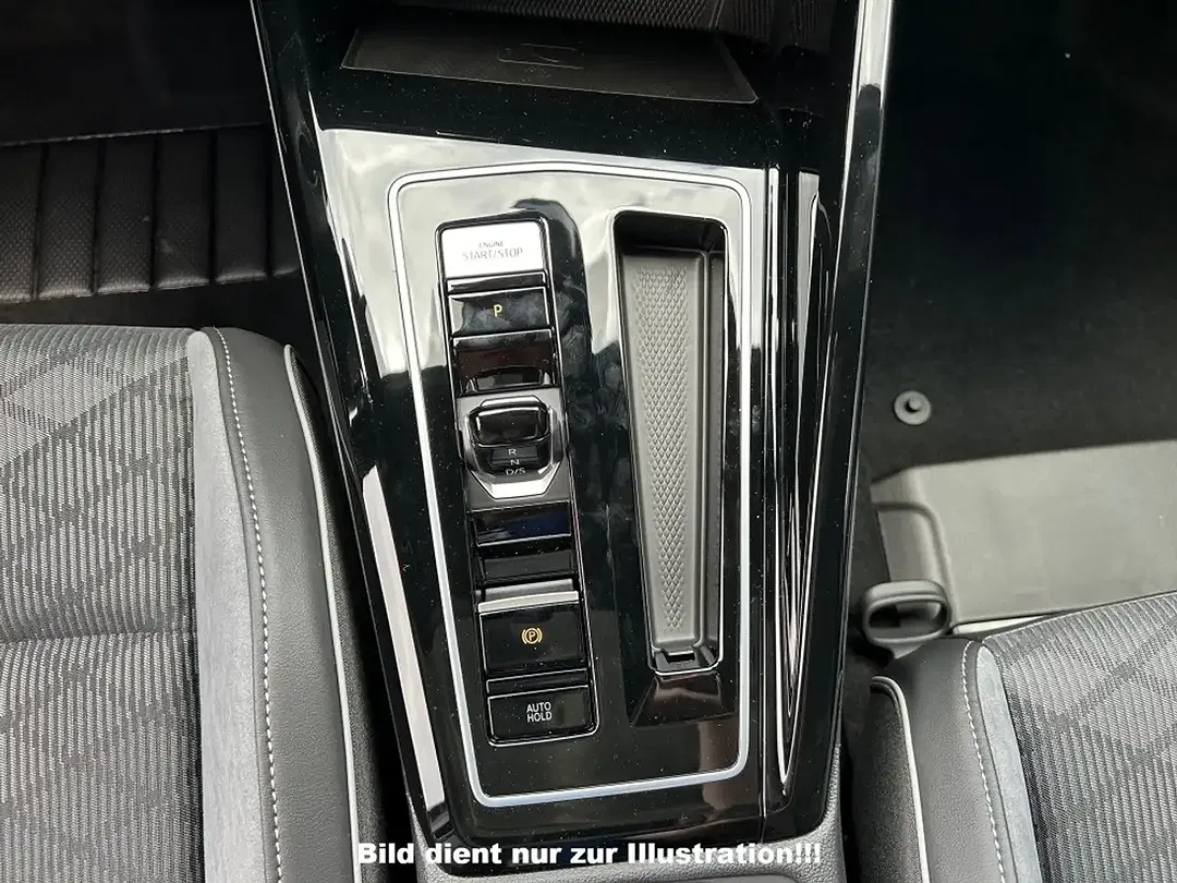 Volkswagen Golf GTI - Thumbnail 12