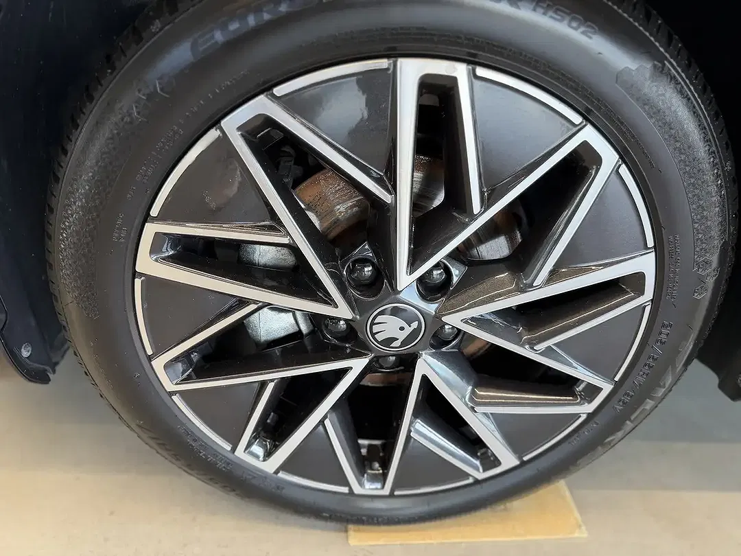 Skoda Octavia - Thumbnail 3