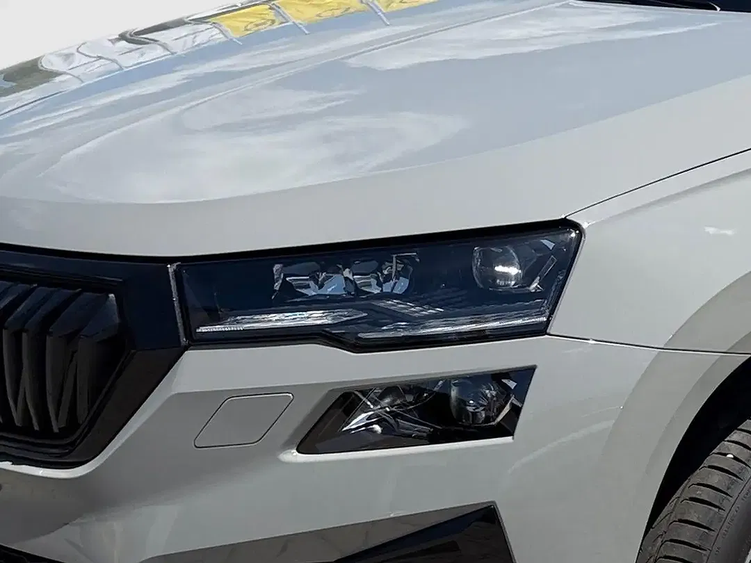 Skoda Karoq - Thumbnail 7