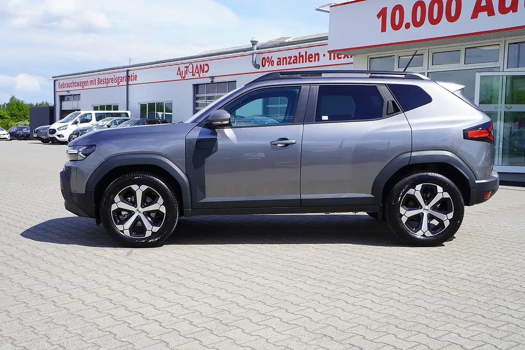Dacia Duster - Thumbnail 2