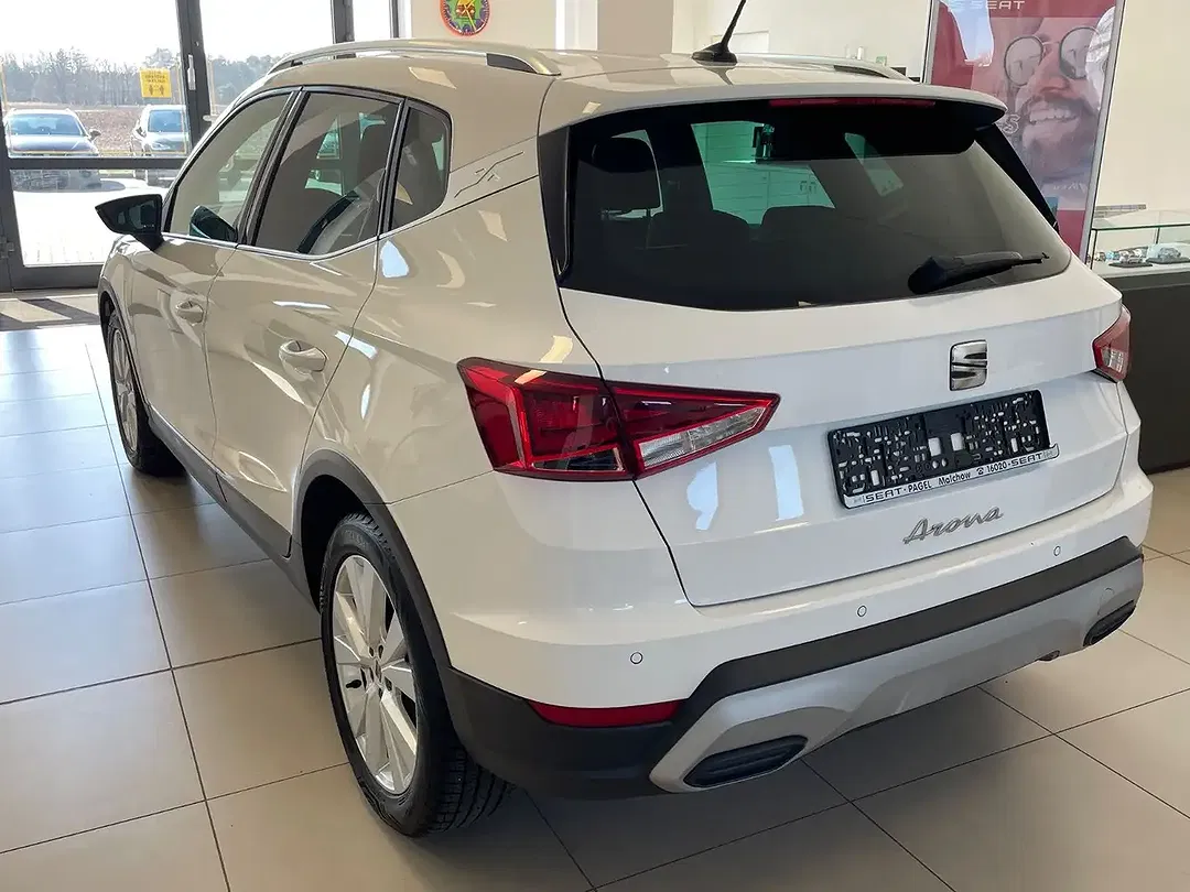 SEAT Arona - Thumbnail 4