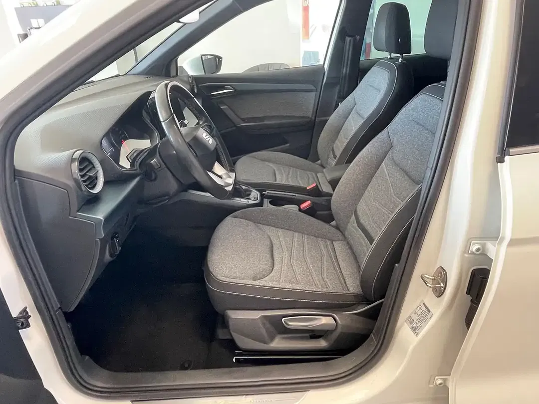 SEAT Arona - Thumbnail 9