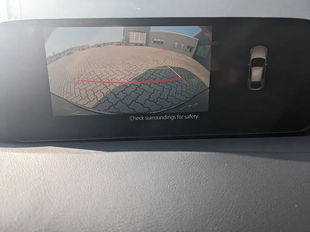 Mazda 3 - Thumbnail 5