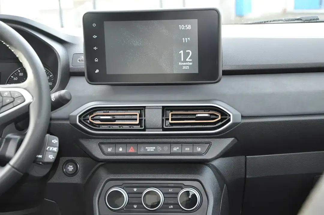 Dacia Sandero - Thumbnail 13