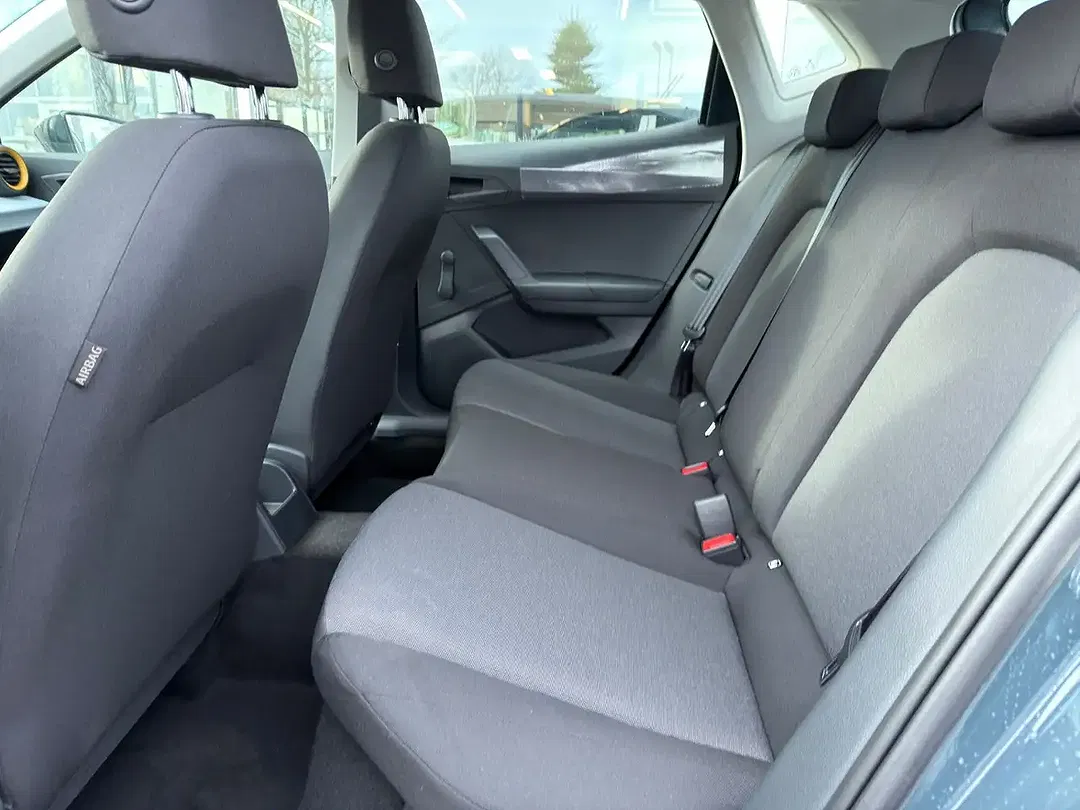 SEAT Ibiza - Thumbnail 13