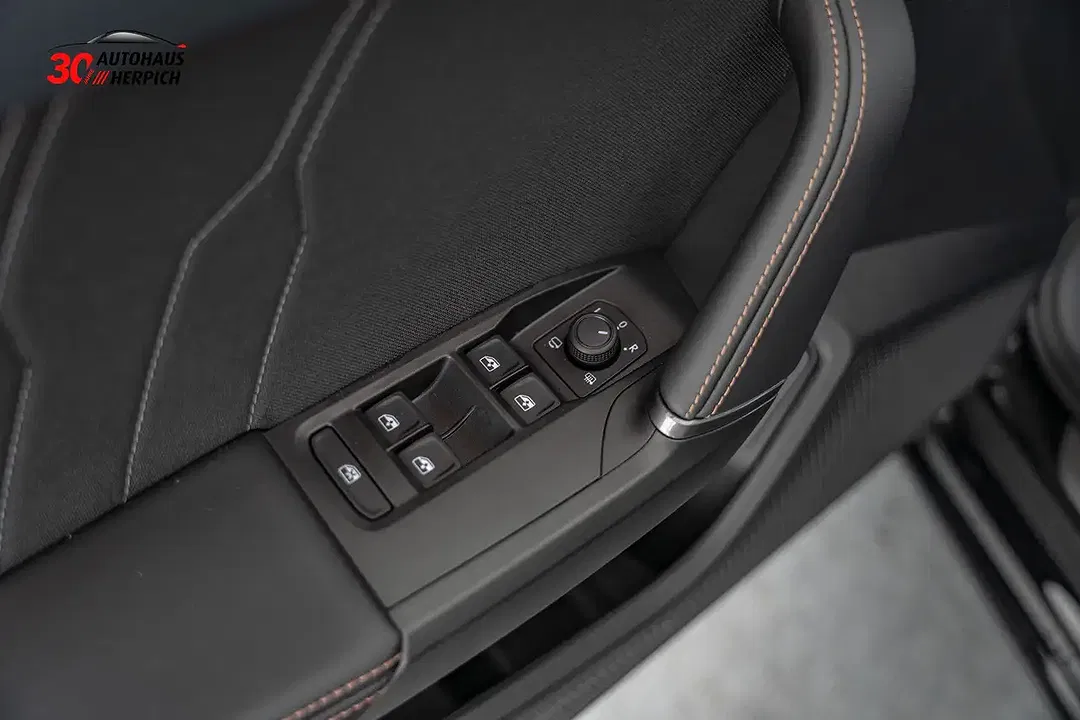 CUPRA Leon - Thumbnail 10