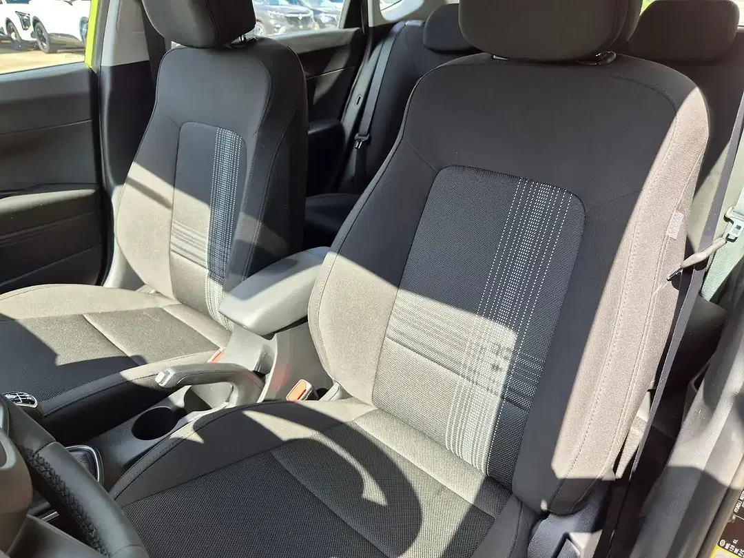 Hyundai i20 - Thumbnail 11