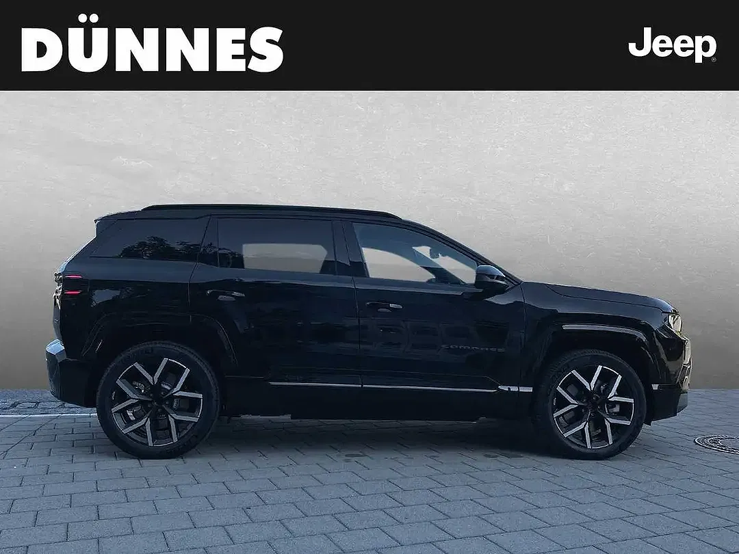 Jeep Compass - Thumbnail 3
