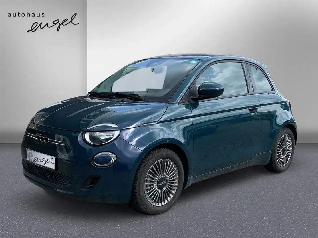 Fiat 500e - Thumbnail 1