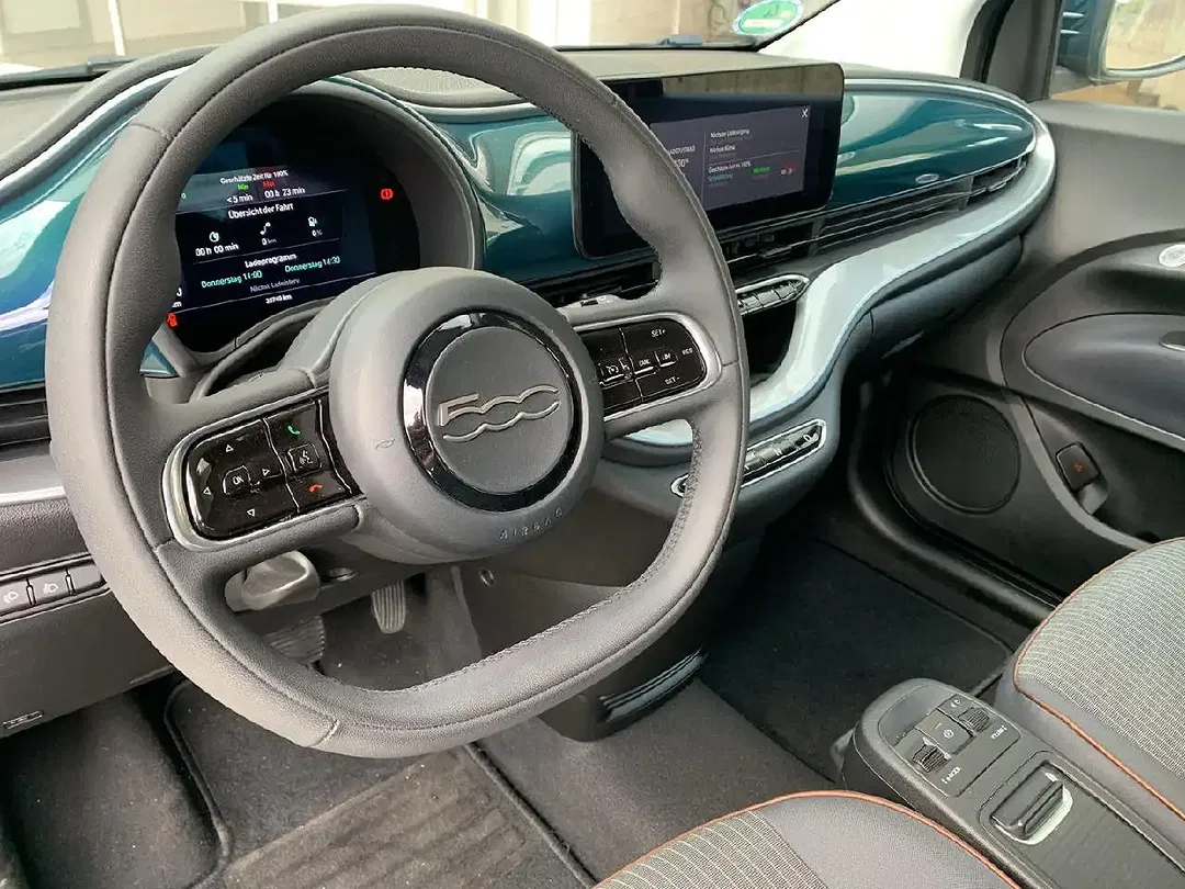 Fiat 500e - Thumbnail 7