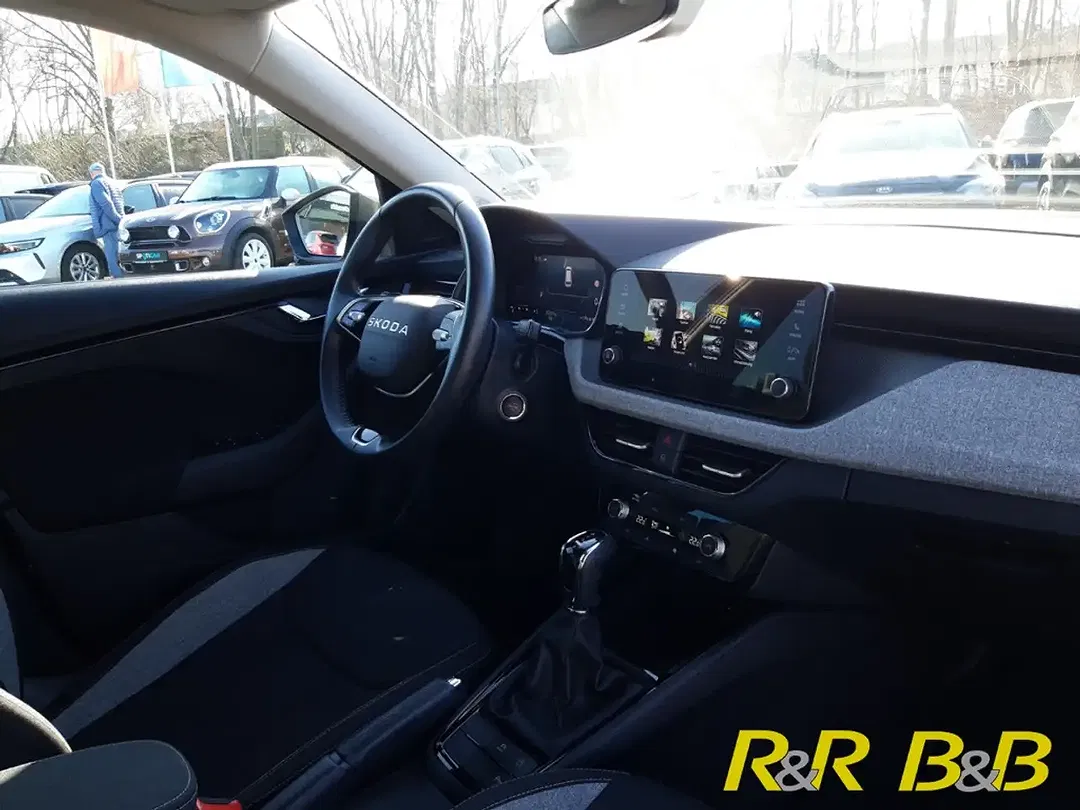 Skoda Kamiq - Thumbnail 13