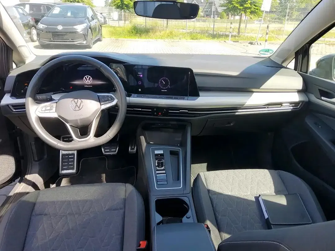 Volkswagen Golf - Thumbnail 5