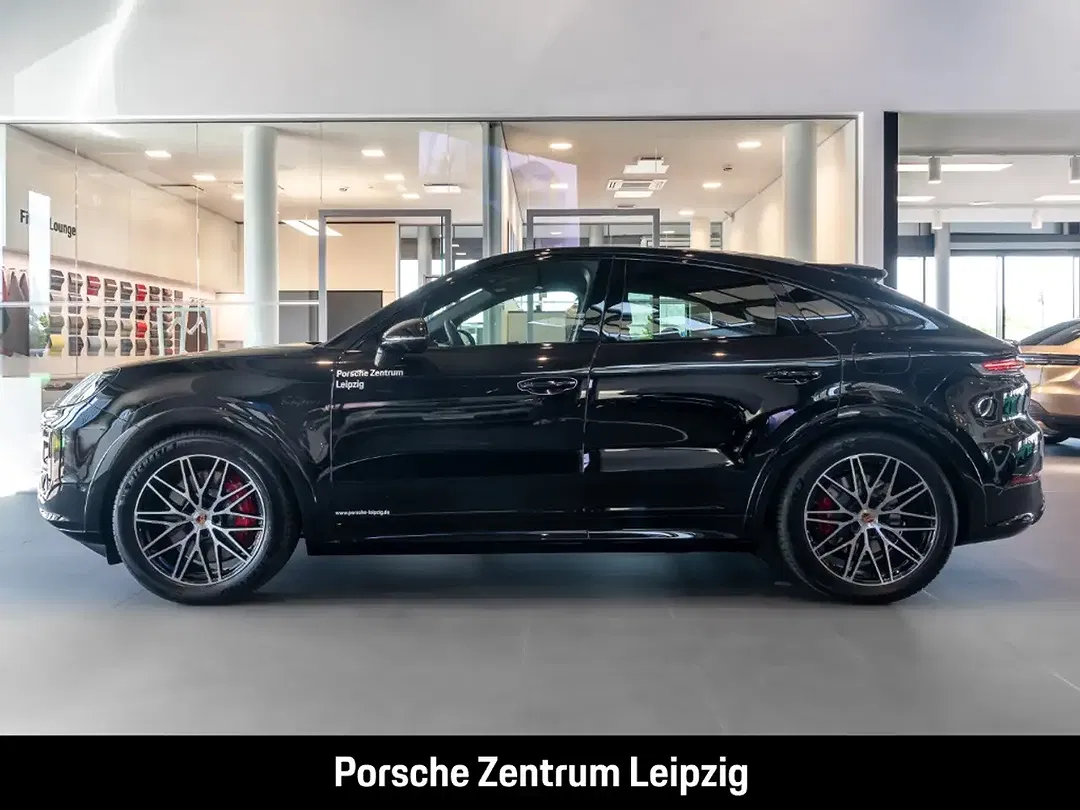 Porsche Cayenne - Thumbnail 2