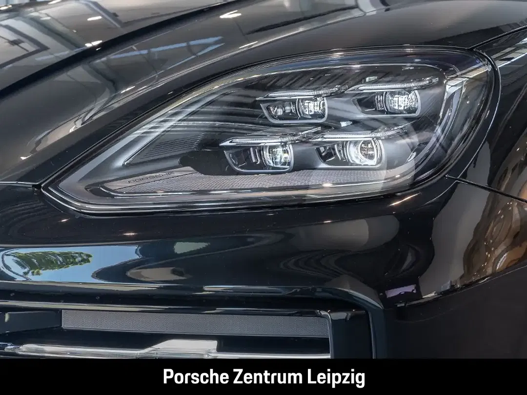 Porsche Cayenne - Thumbnail 9