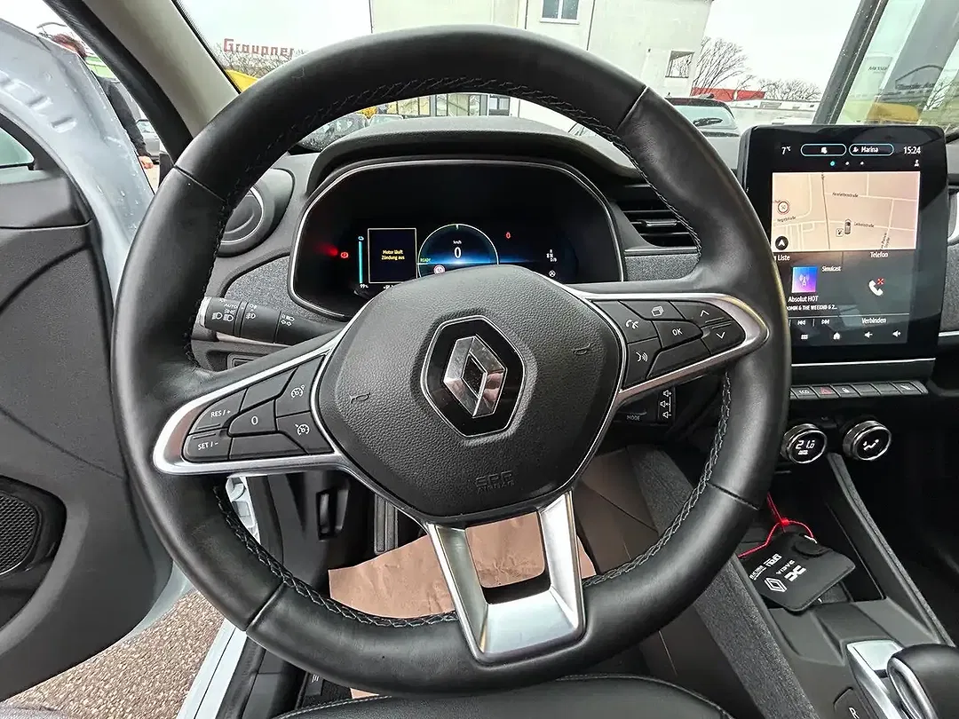 Renault ZOE - Thumbnail 10