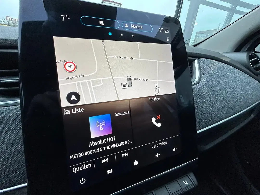 Renault ZOE - Thumbnail 12