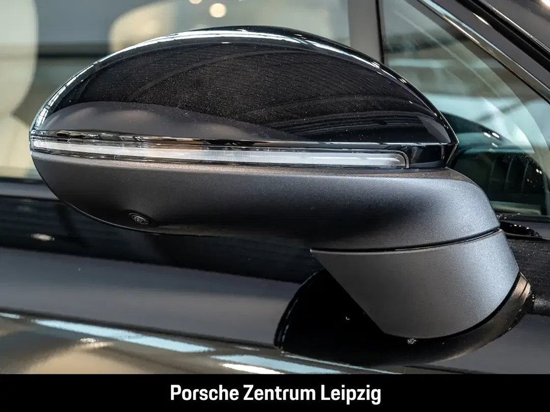 Porsche Cayenne - Thumbnail 10