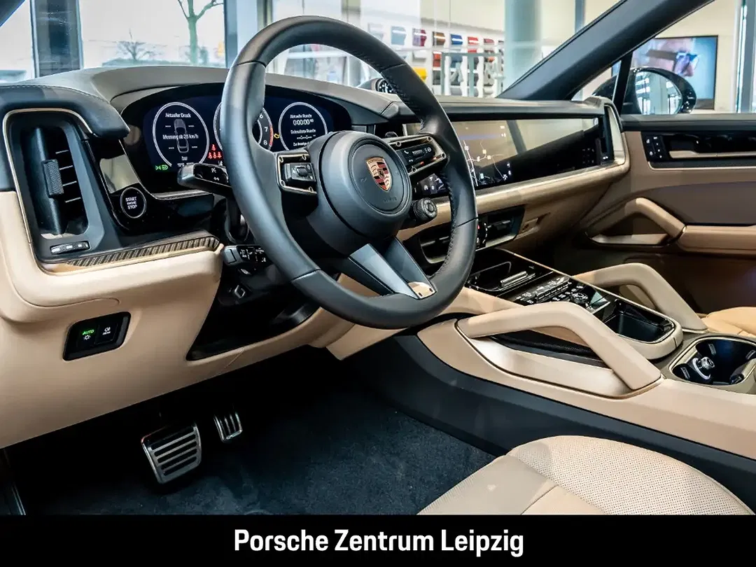 Porsche Cayenne - Thumbnail 14