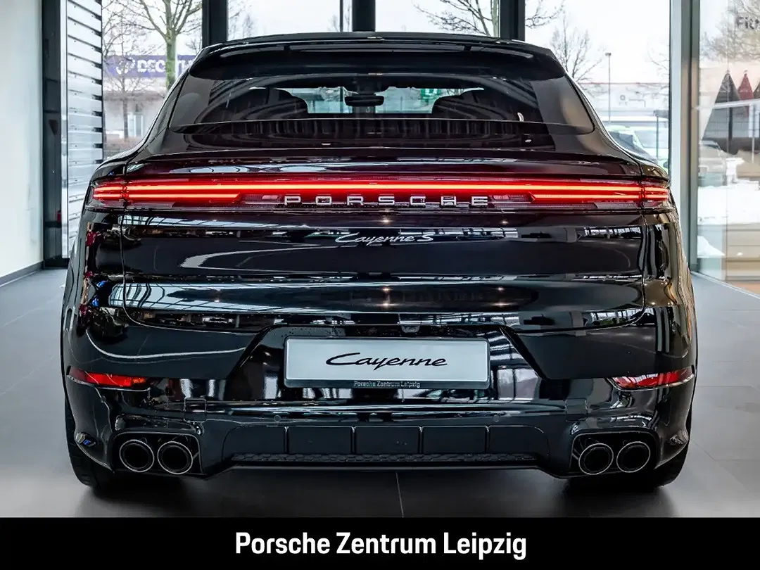 Porsche Cayenne - Thumbnail 5