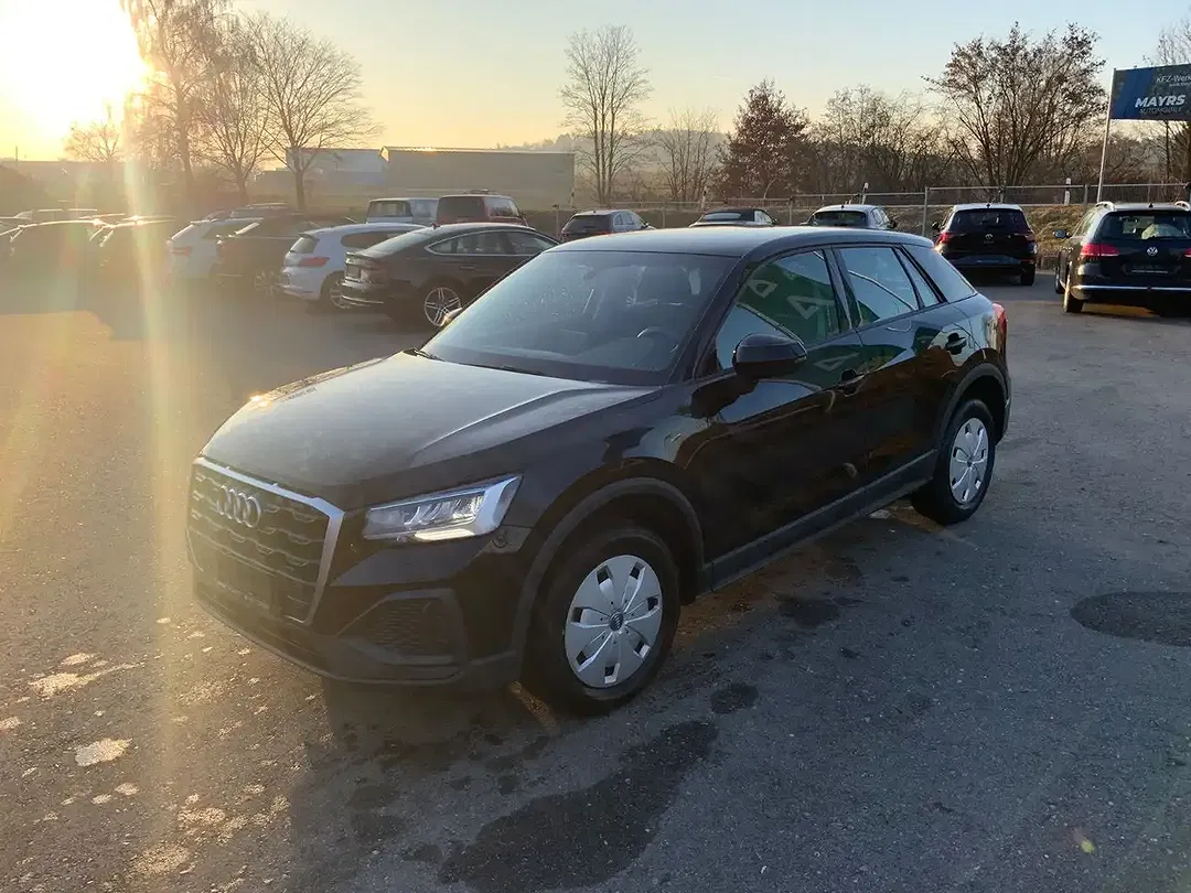 Audi Q2 - Thumbnail 3