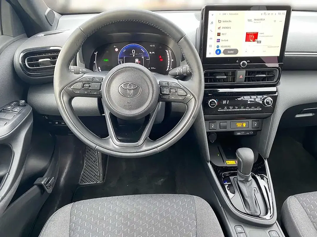 Toyota Yaris Cross - Thumbnail 9