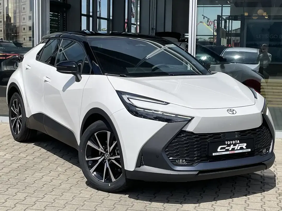 Toyota C-HR - Thumbnail 2