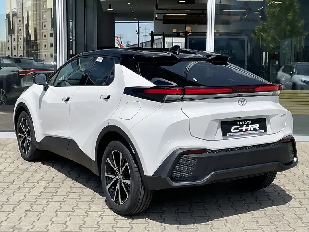 Toyota C-HR - Thumbnail 5