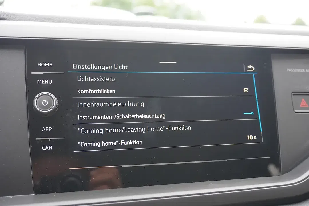 Volkswagen Polo - Thumbnail 14