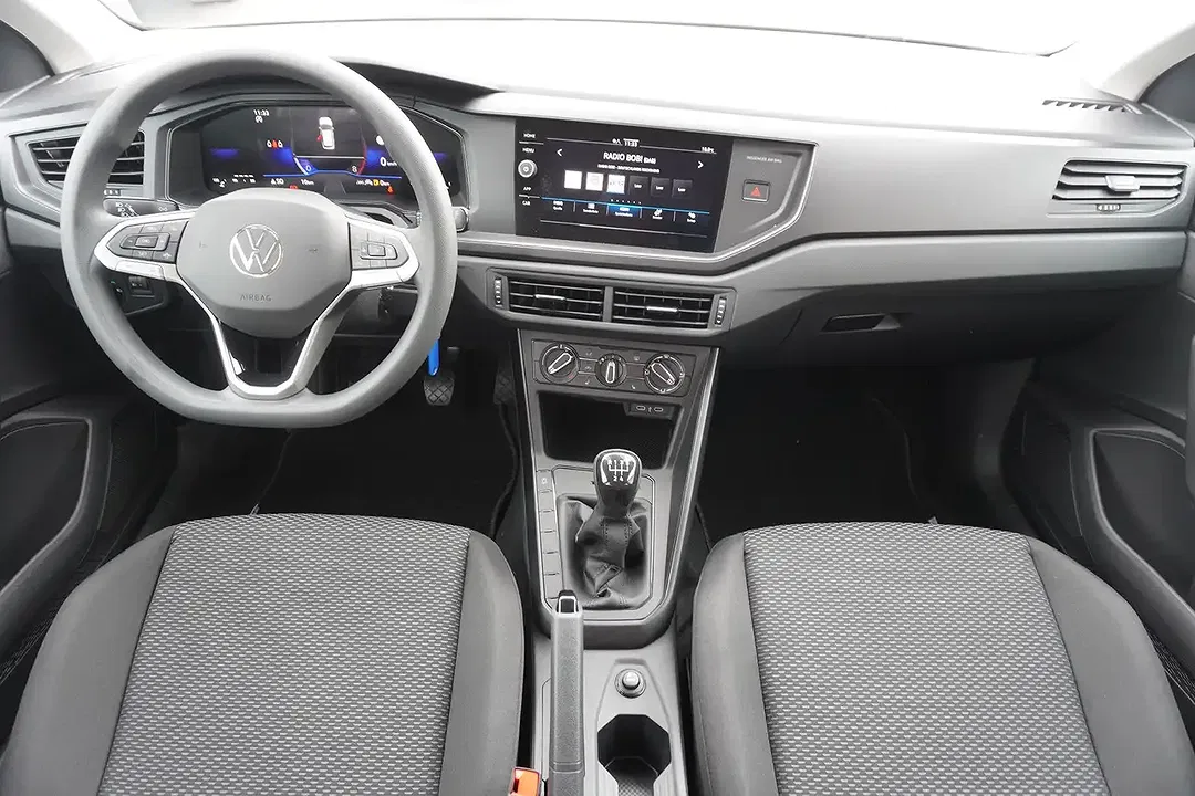Volkswagen Polo - Thumbnail 8