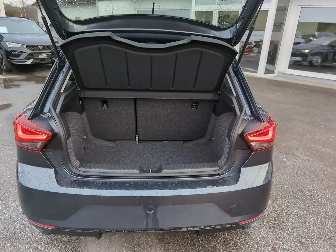 SEAT Ibiza - Thumbnail 11