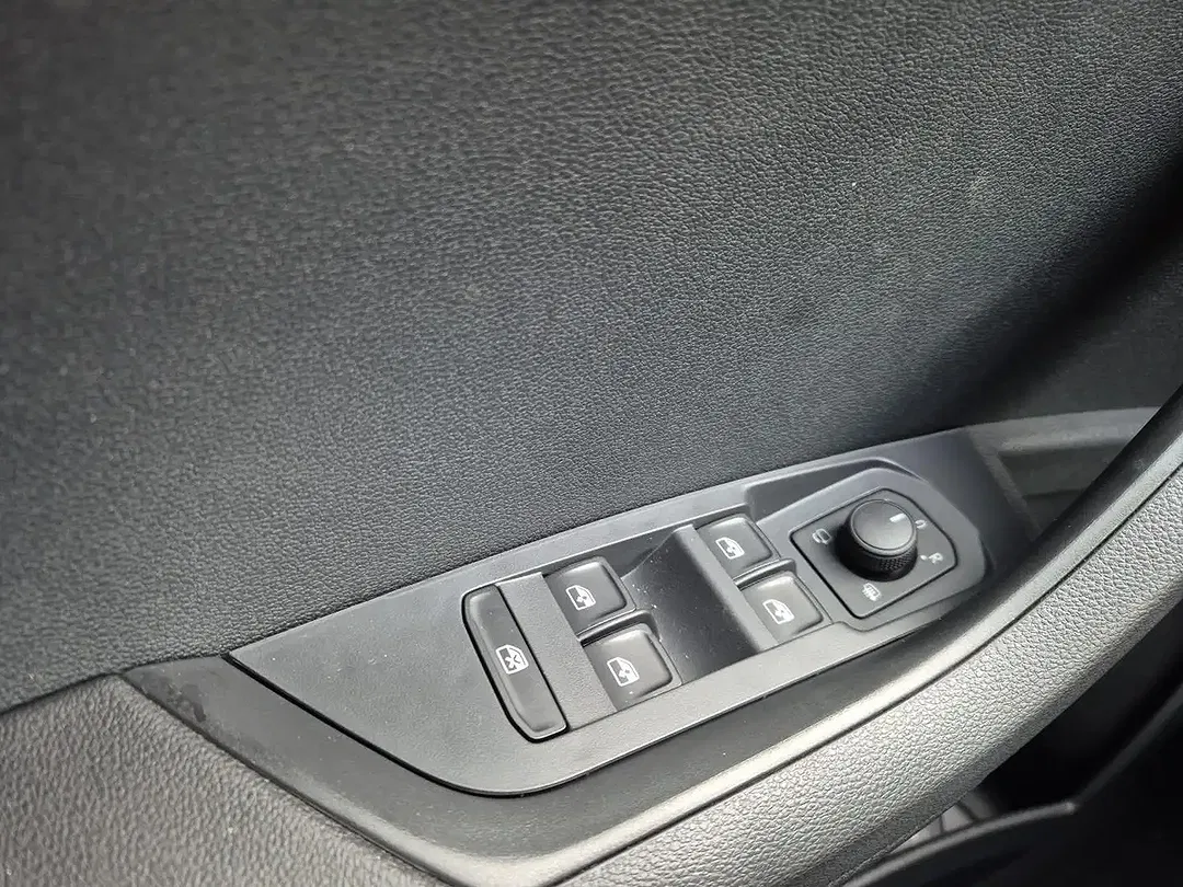 Skoda Karoq - Thumbnail 12
