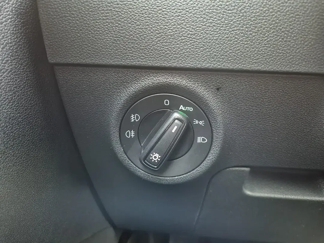Skoda Karoq - Thumbnail 13