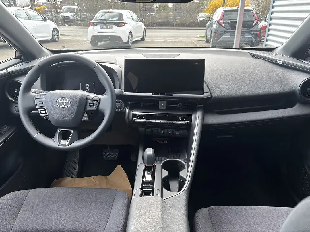 Toyota C-HR - Thumbnail 11