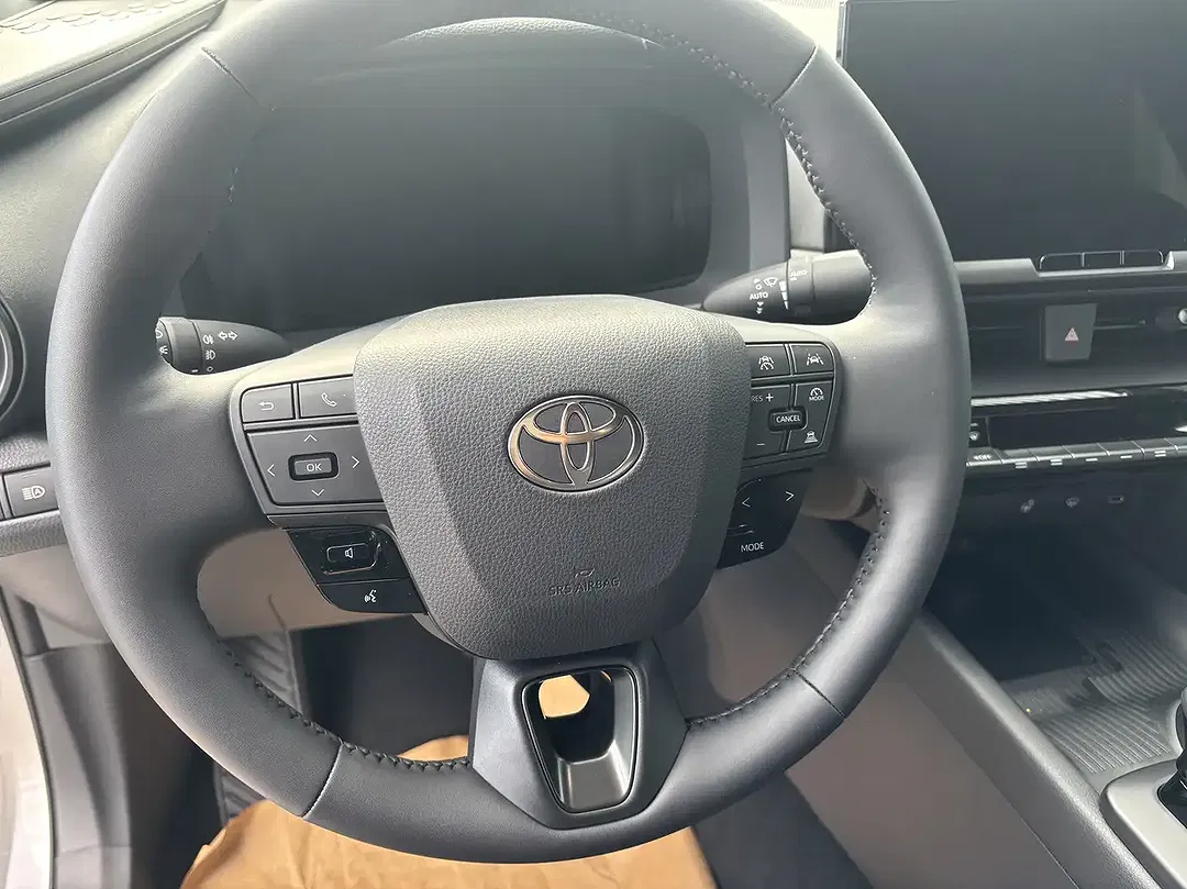 Toyota C-HR - Thumbnail 12