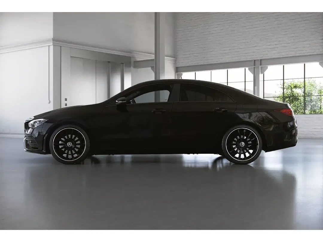 Mercedes-Benz CLA 180 - Thumbnail 2