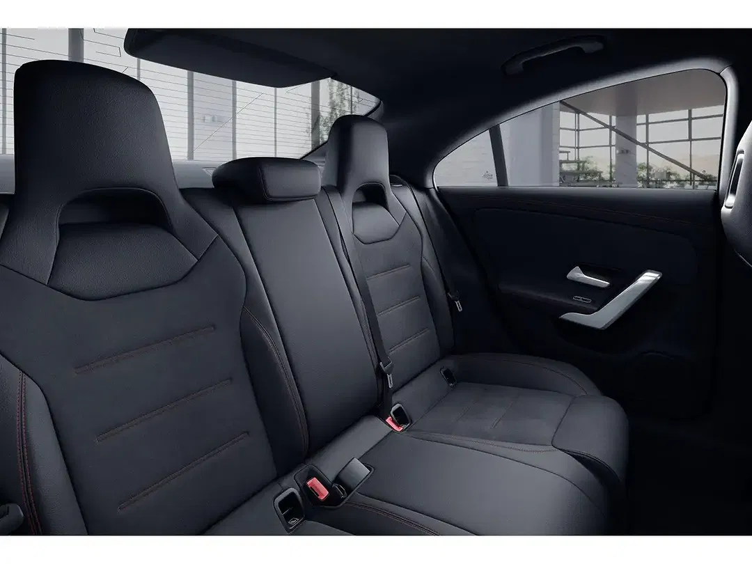 Mercedes-Benz CLA 180 - Thumbnail 8